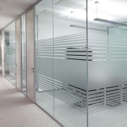 Folia okienna matowa mrożona na szyby do montażu na zewnątrz okna