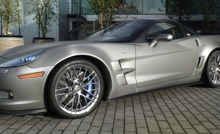 Folia samochodowa tytanowe szczotkowane aluminium