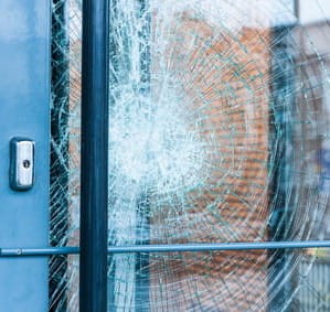 Folia okienna bezpieczna SFX 2 antywłamaniowa ochronna na szyby zabezpieczająca przed stłuczeniem  100 mikronów zewnętrzna